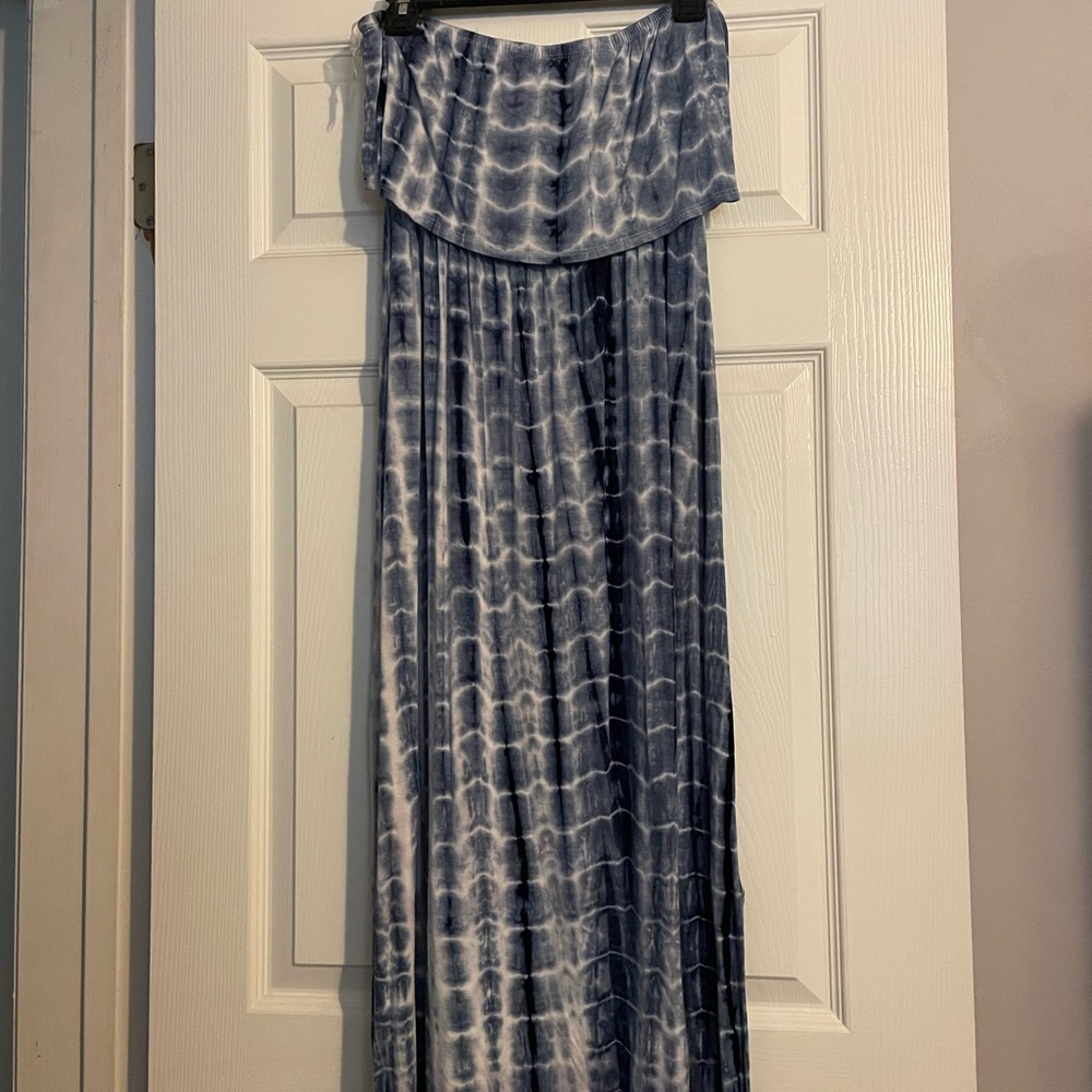 Navy Tie Dye Maxi Dress, no straps Size L.
